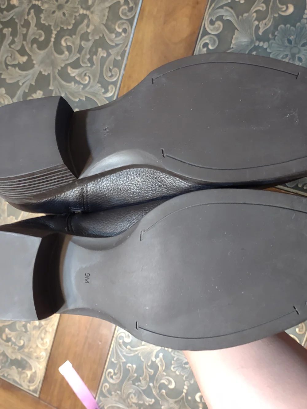 Kenneth Cole Chocolate Brown Leather Double Side-Zip Ankle Booties NWOT Sz 9
